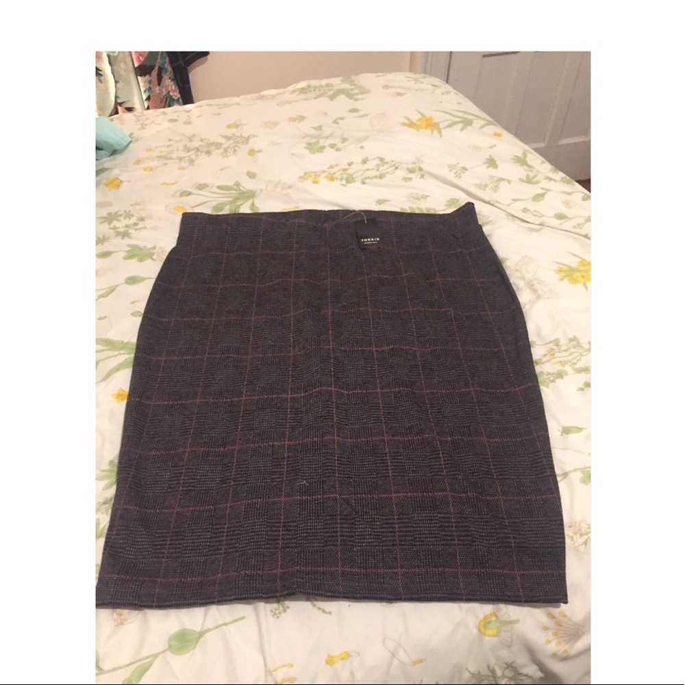 Torrid pencil skirt in grey and pink plaid